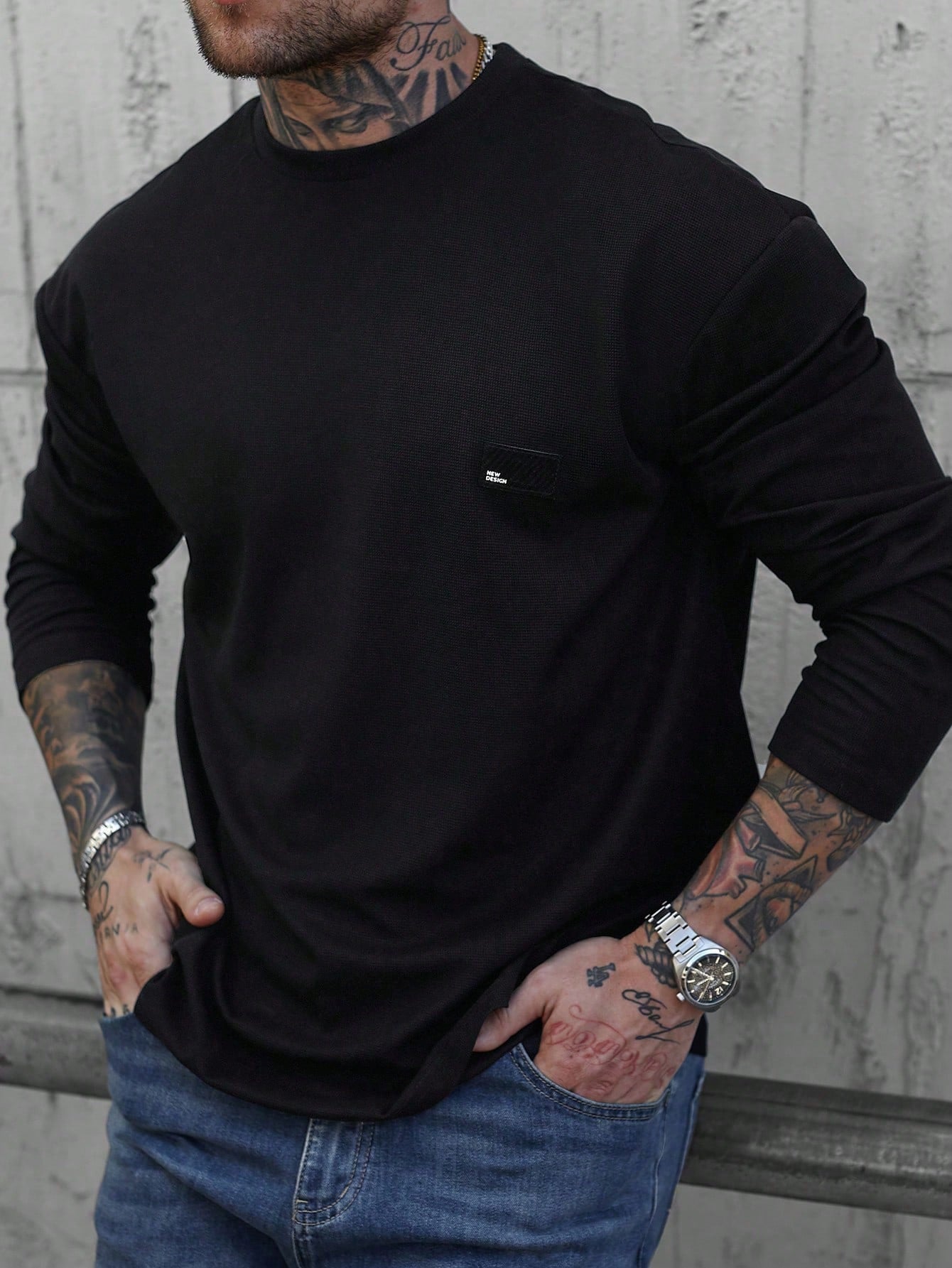 Camiseta CasualCool Black Retro Manga Longa