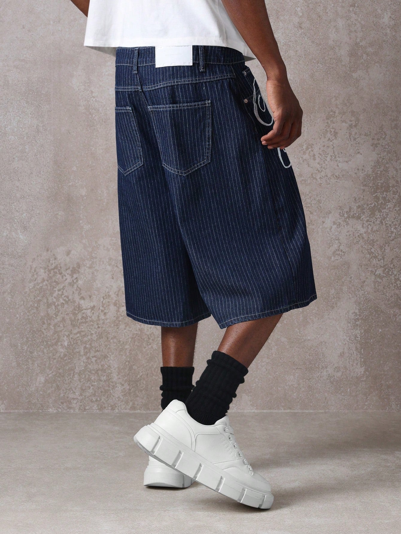 Shorts DROPSTRET  Chicanos Bordado