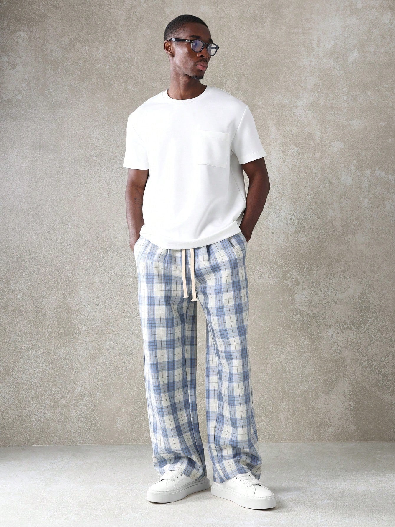 Calça  DROPSTREET Solta Xadrez com Cordões