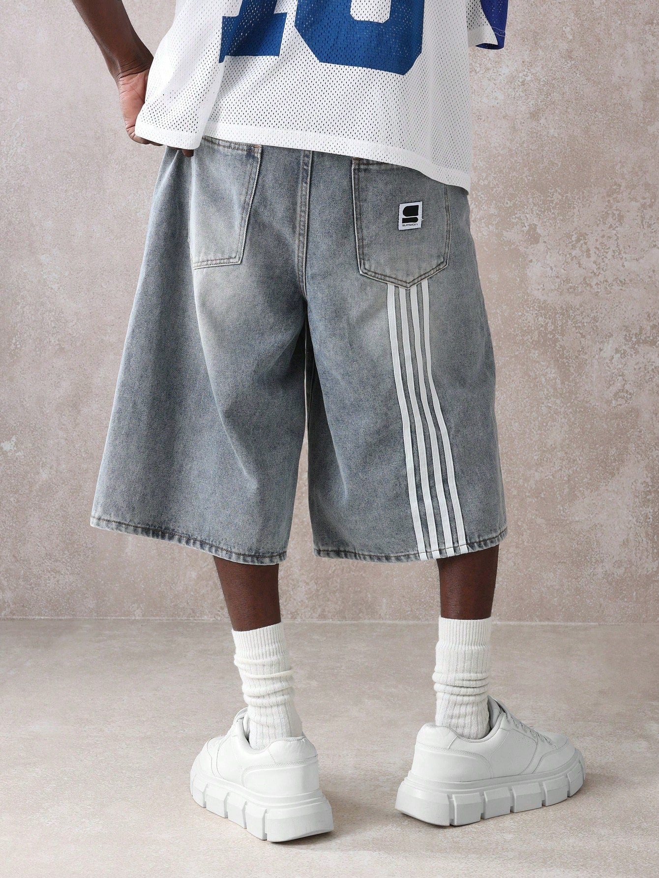 Shorts Denim Oversized de Perna Larga