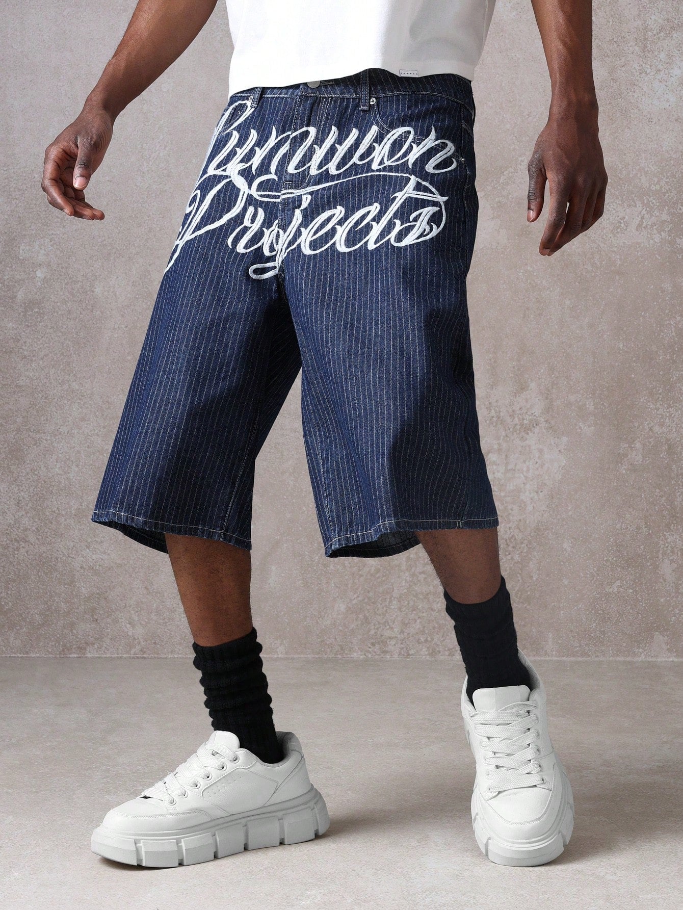 Shorts DROPSTRET  Chicanos Bordado