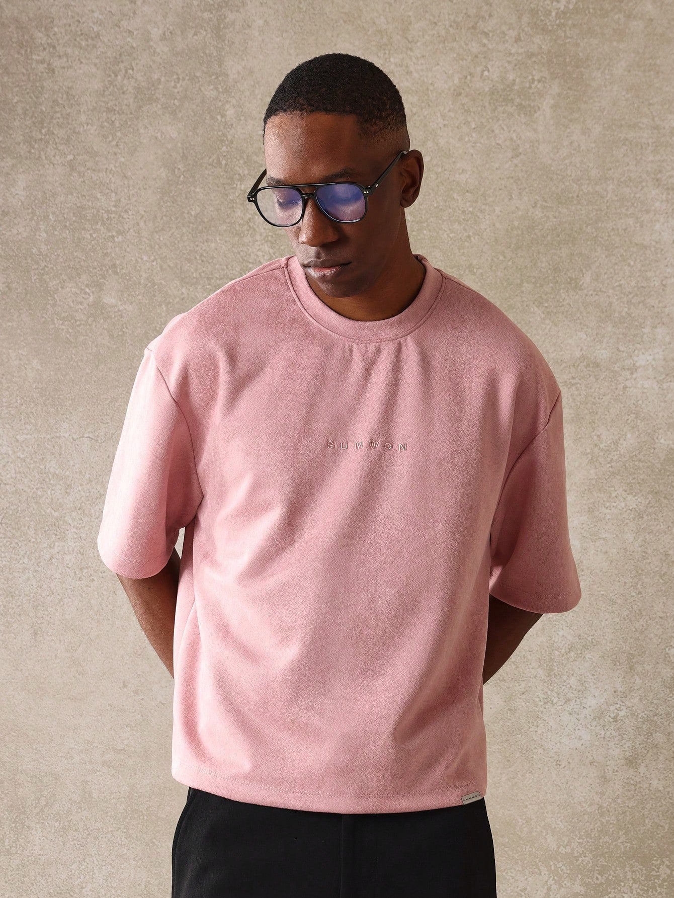 Camiseta em Camurça Bordado 9