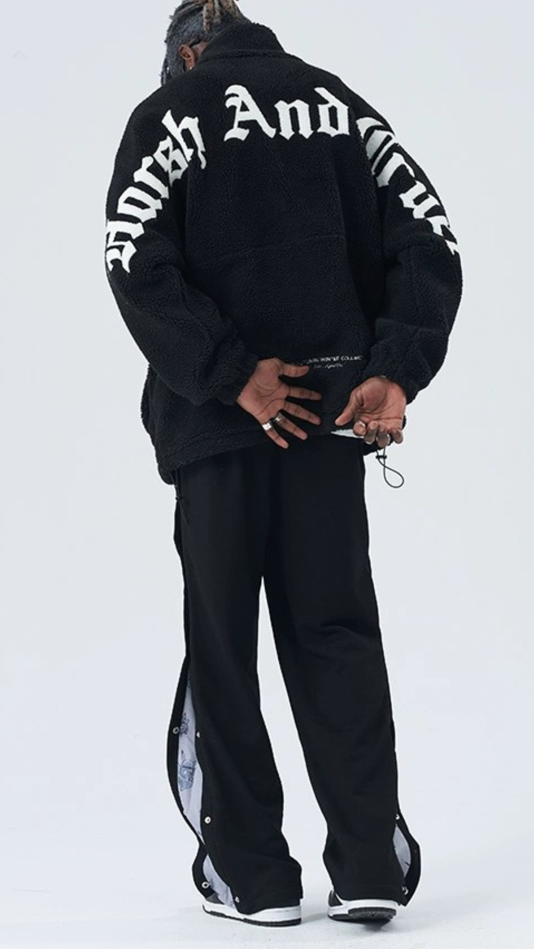 Jaqueta Cruel's Luxury